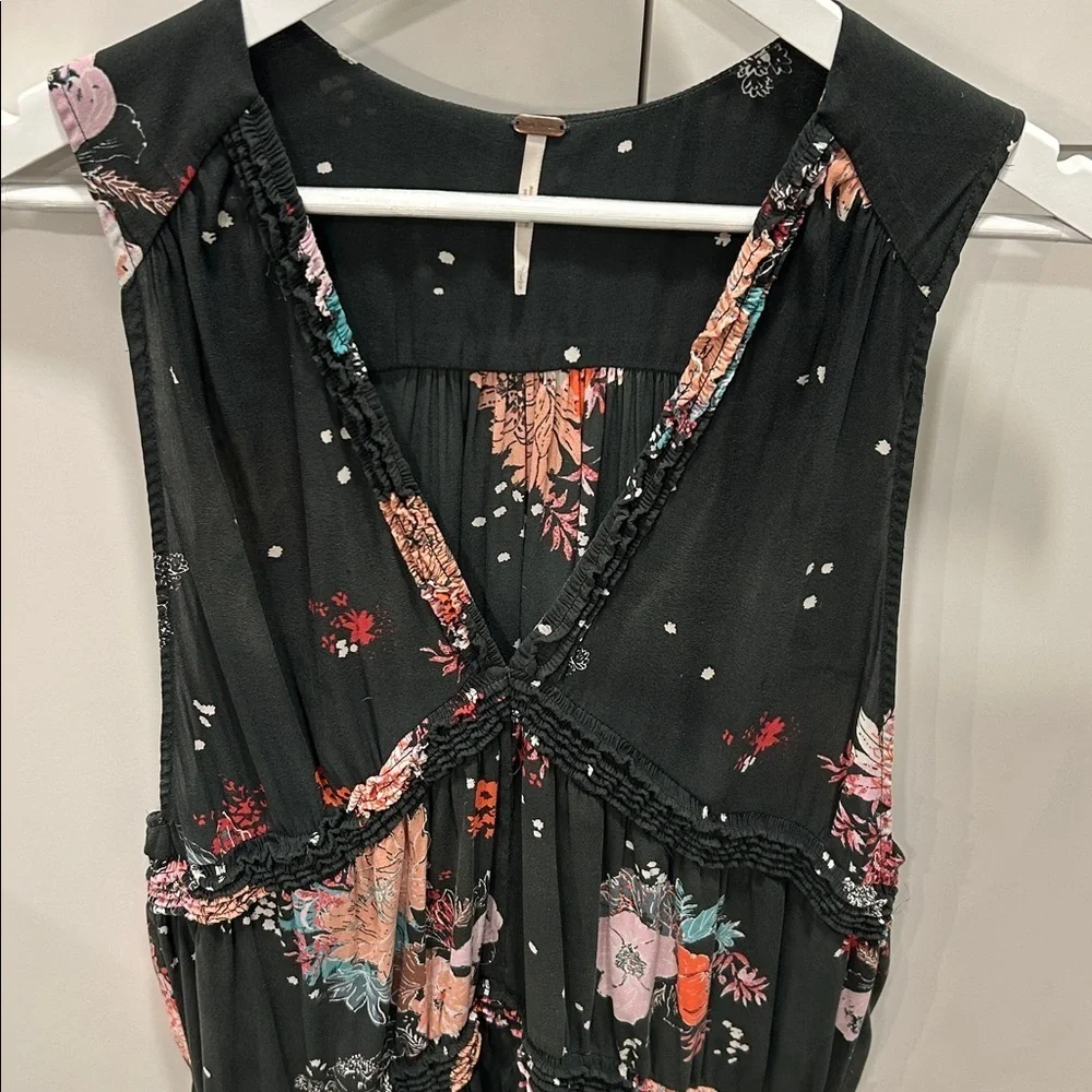 Free People Dark Green Haze Floral Tunic Top Size Large